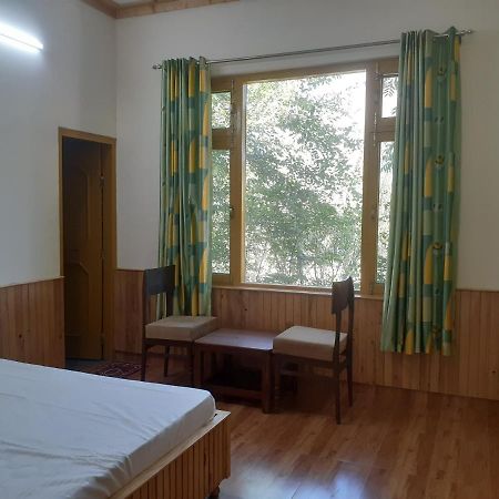 Gazing Moon Homestay Shamshi Екстер'єр фото
