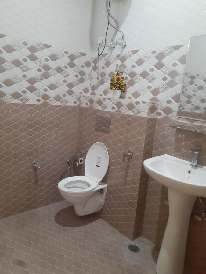 Gazing Moon Homestay Shamshi Екстер'єр фото