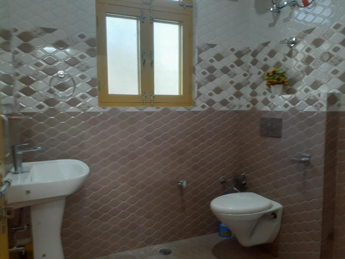 Gazing Moon Homestay Shamshi Екстер'єр фото
